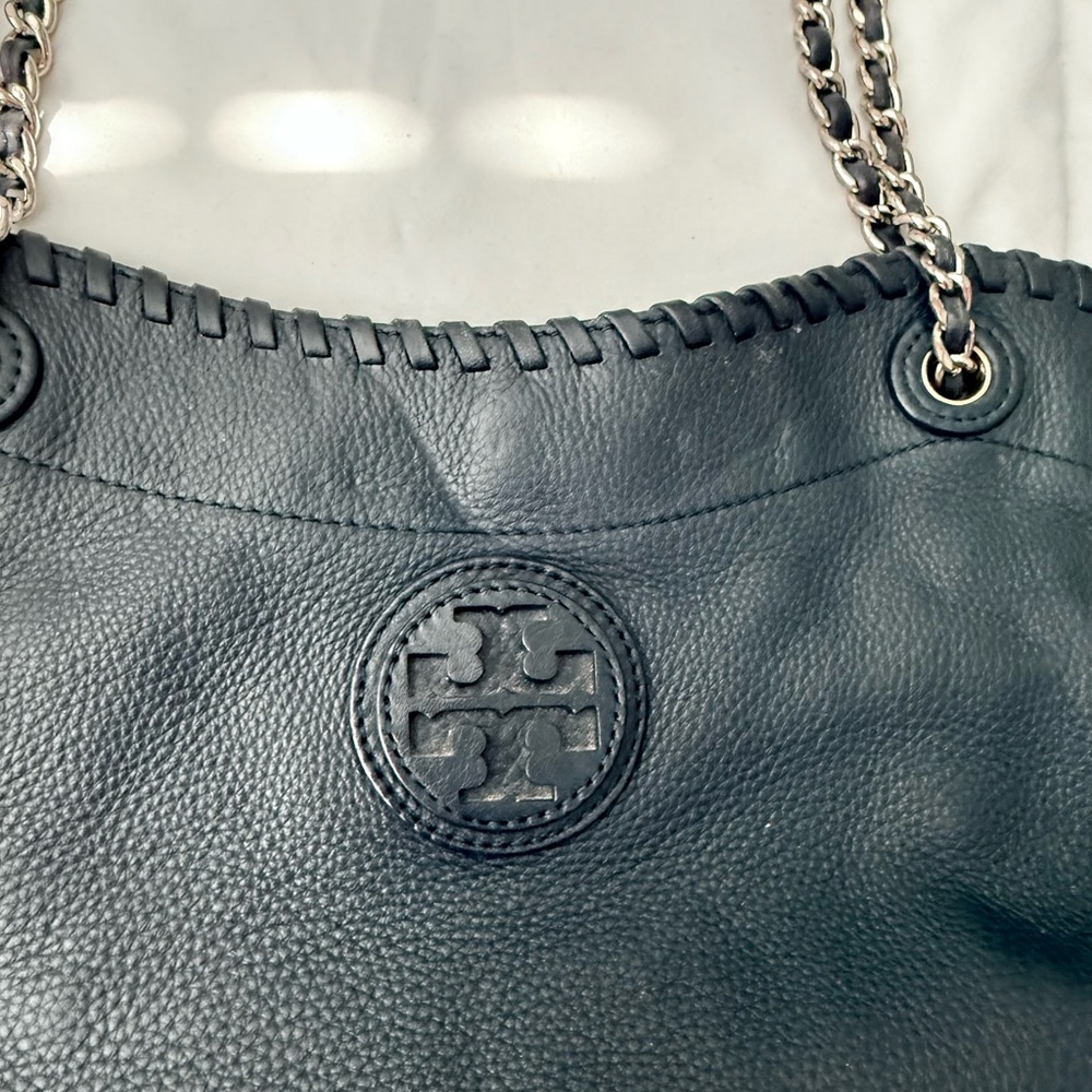Original Luxury Tory Burch Navy Leather Handbag